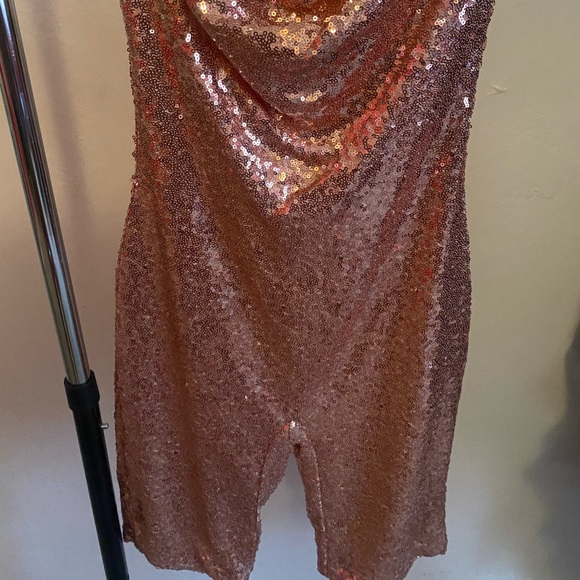 Romper - Picture 2 of 3